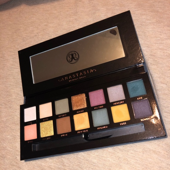 ABH Subculture Palette - Picture 3 of 3